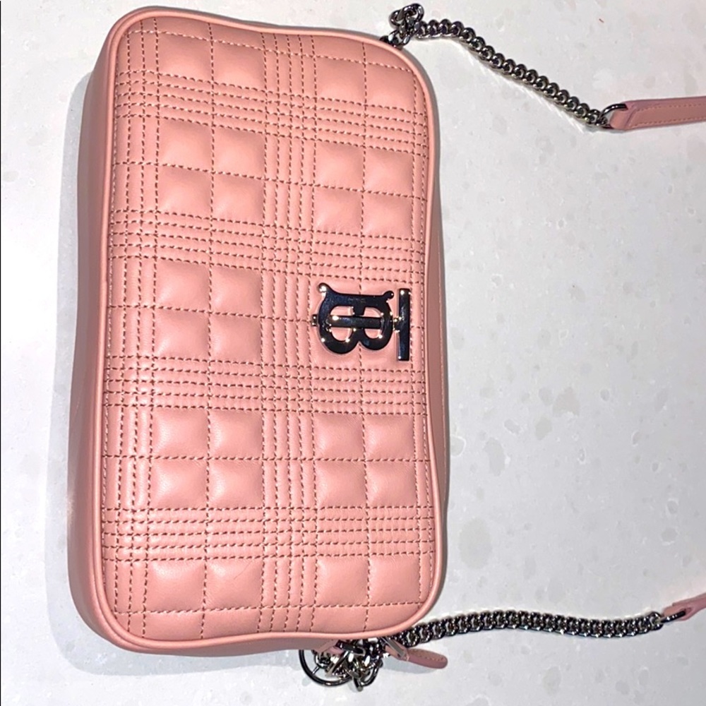 burberry quilted lamb skin camera bag : blush pink